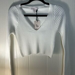 Sincerly Jules • White Ribbed V-Neck Sweater